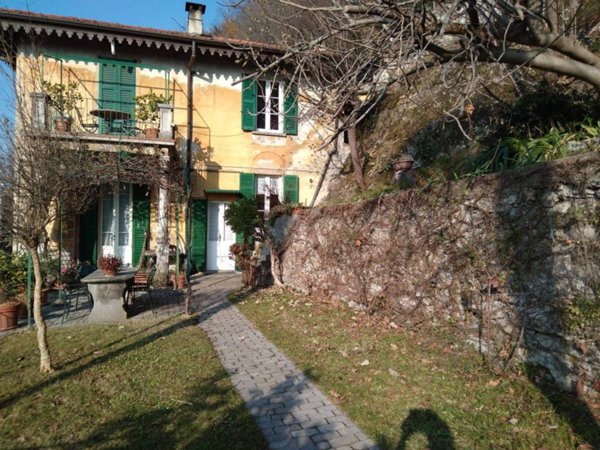 appartamento in vendita a Como in zona Civiglio