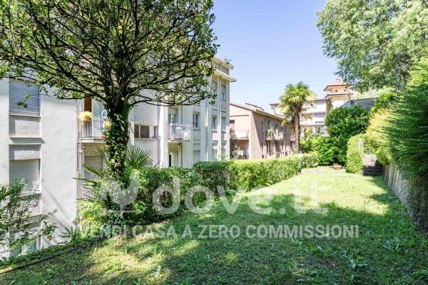 appartamento in vendita a Como in zona Como Centro