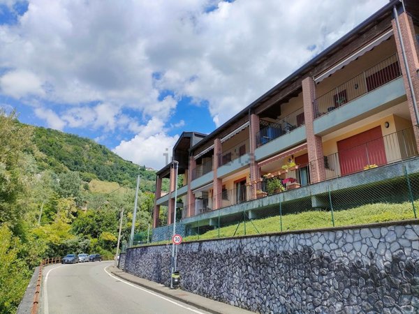 appartamento in vendita a Como in zona Como Centro