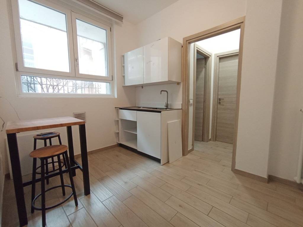 appartamento in vendita a Como in zona Valduce