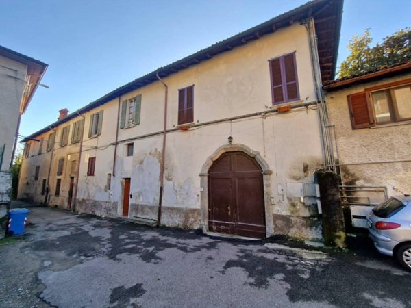 appartamento in vendita a Como in zona Breccia