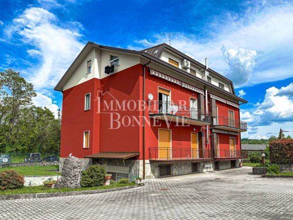 appartamento in vendita a Como in zona Albate