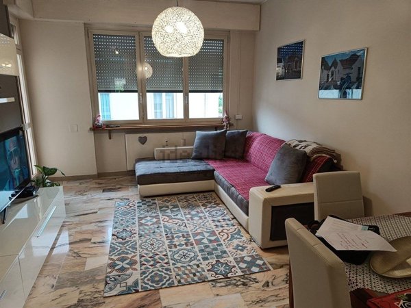 appartamento in vendita a Como in zona Muggiò