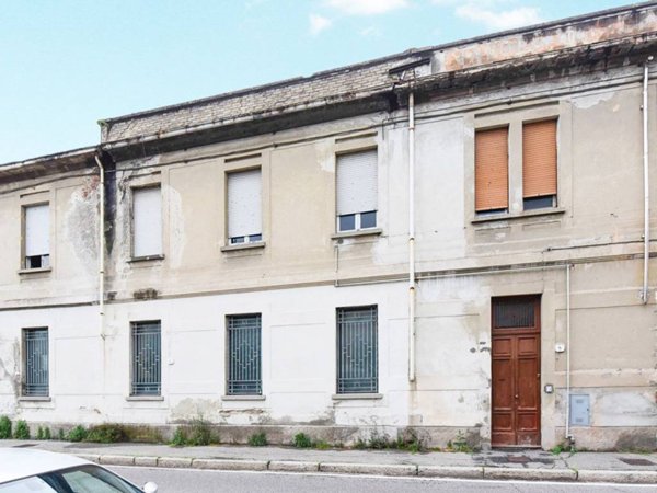 appartamento in vendita a Como in zona Breccia
