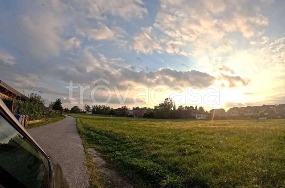 appartamento in vendita a Como in zona Albate