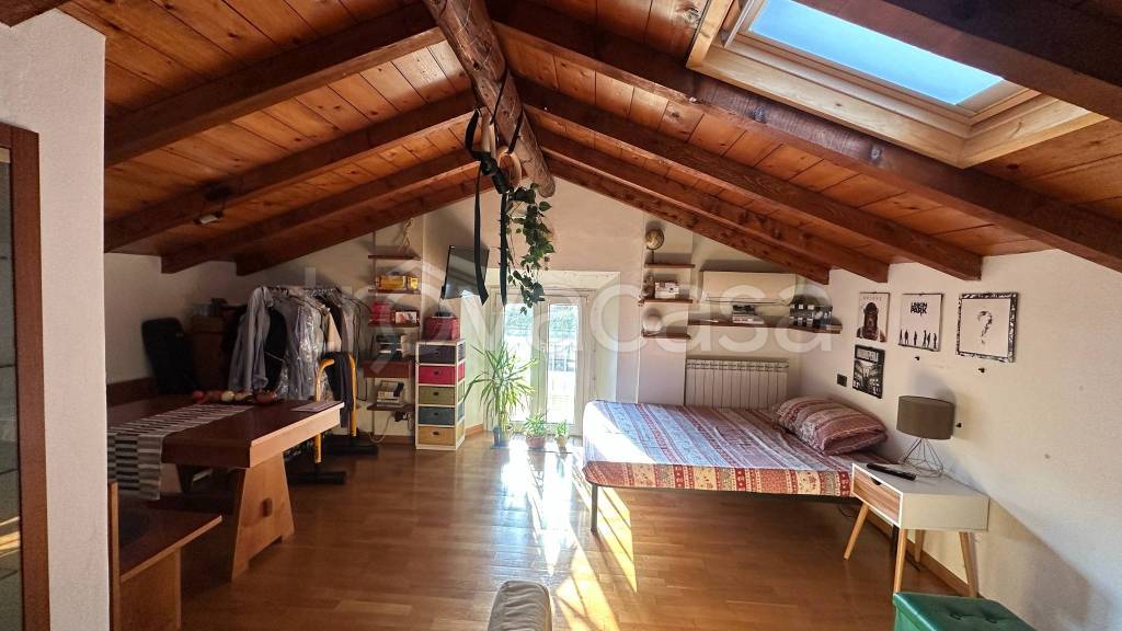 appartamento in vendita a Como in zona Valduce