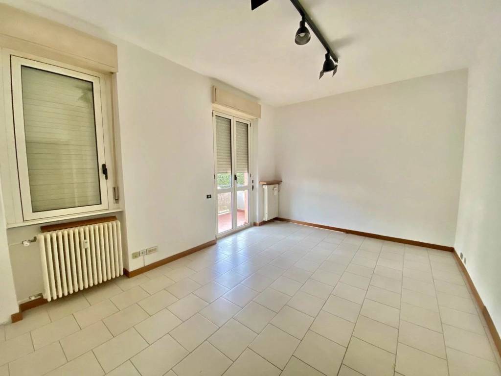 appartamento in vendita a Como in zona Breccia