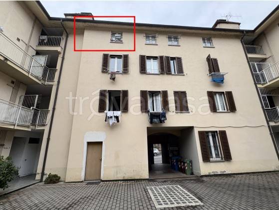 appartamento in vendita a Como in zona Caserme