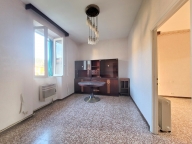 appartamento in vendita a Como in zona Breccia