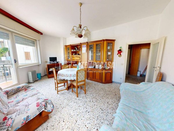 appartamento in vendita a Como in zona Camerlata