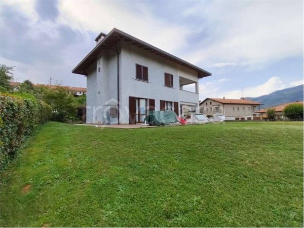 casa indipendente in vendita a Como in zona Sagnino