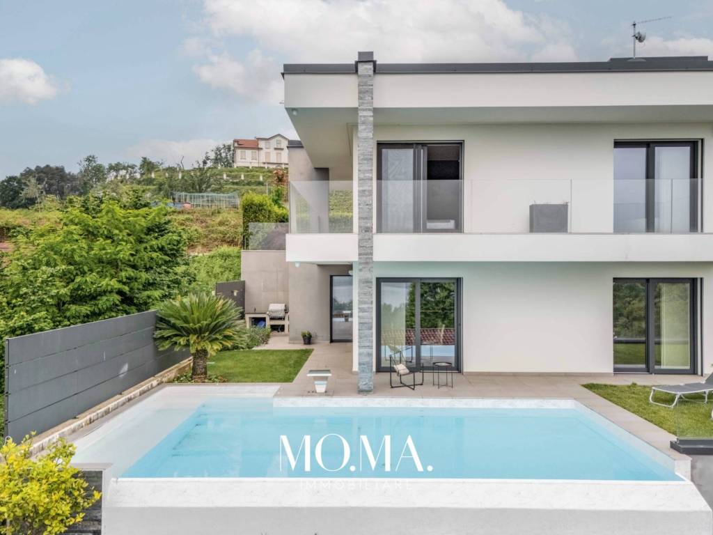 casa indipendente in vendita a Como in zona Como Centro
