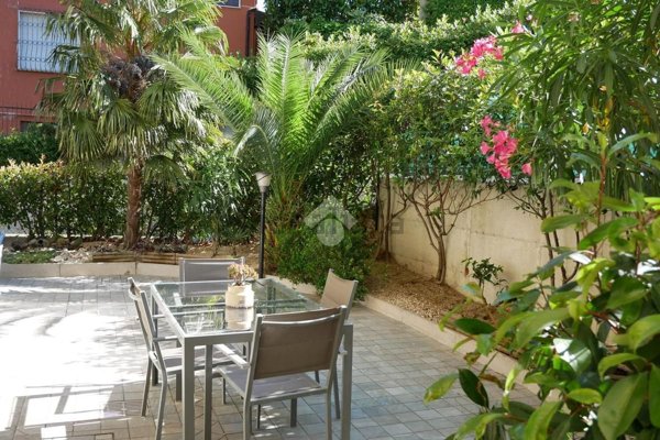appartamento in vendita a Como in zona Prestino