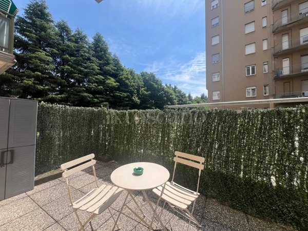 appartamento in vendita a Como in zona Borghi