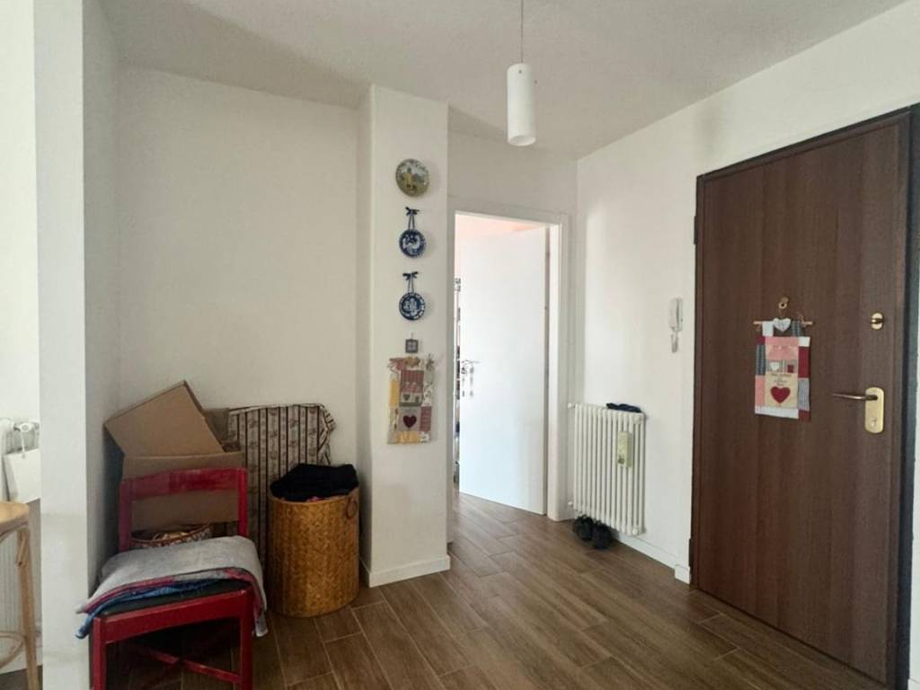 appartamento in vendita a Como in zona Albate