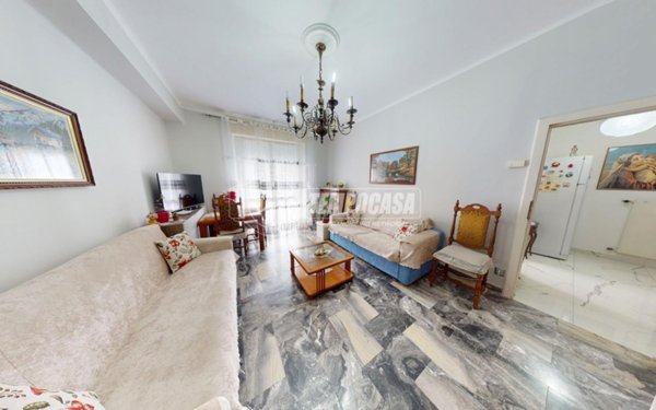 appartamento in vendita a Como in zona Lora