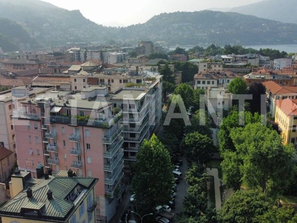 appartamento in vendita a Como in zona Viale Varese