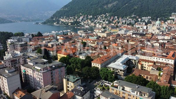 appartamento in vendita a Como in zona Como Centro