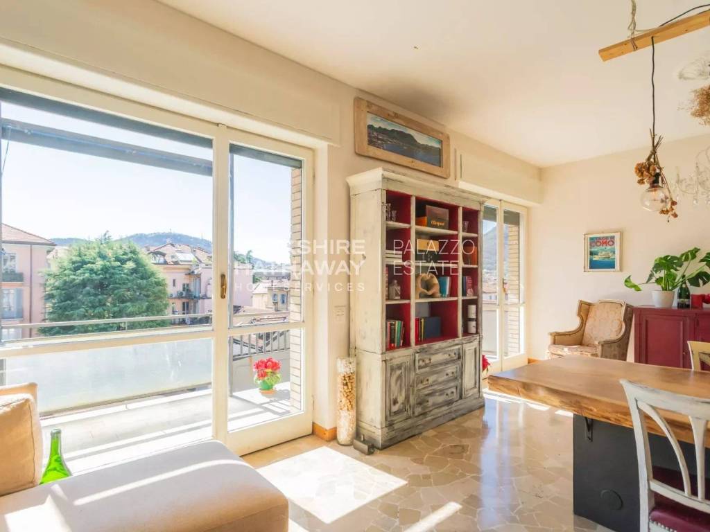 appartamento in vendita a Como in zona Valduce