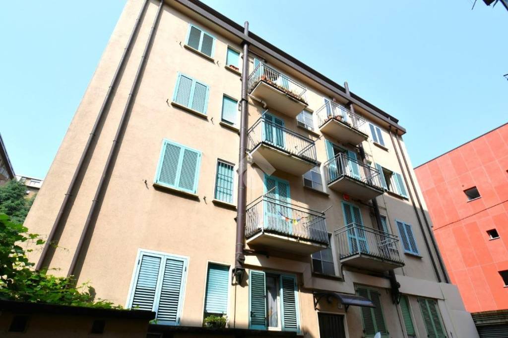 appartamento in vendita a Como in zona Borghi