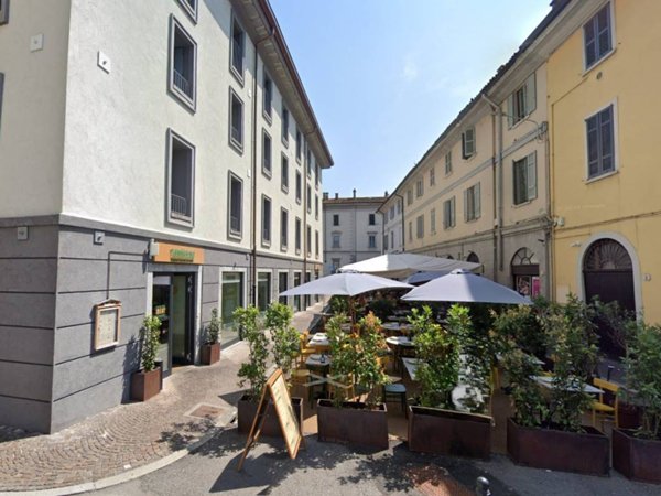 negozio in vendita a Como