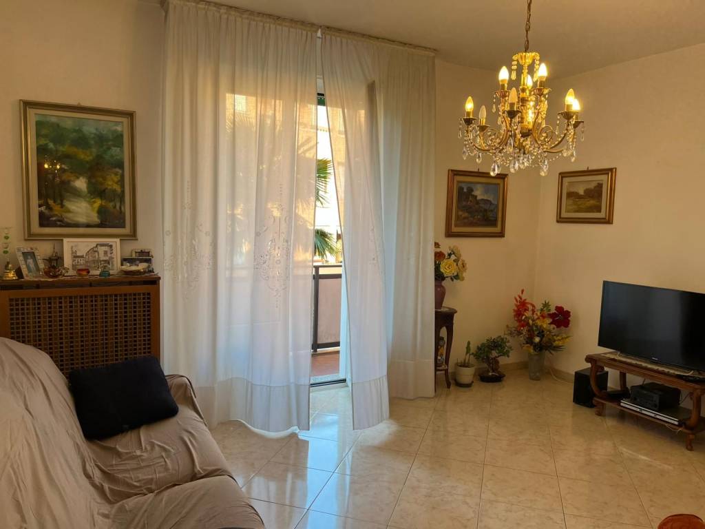 appartamento in vendita a Como in zona Sagnino