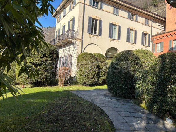 appartamento in vendita a Como in zona Valduce