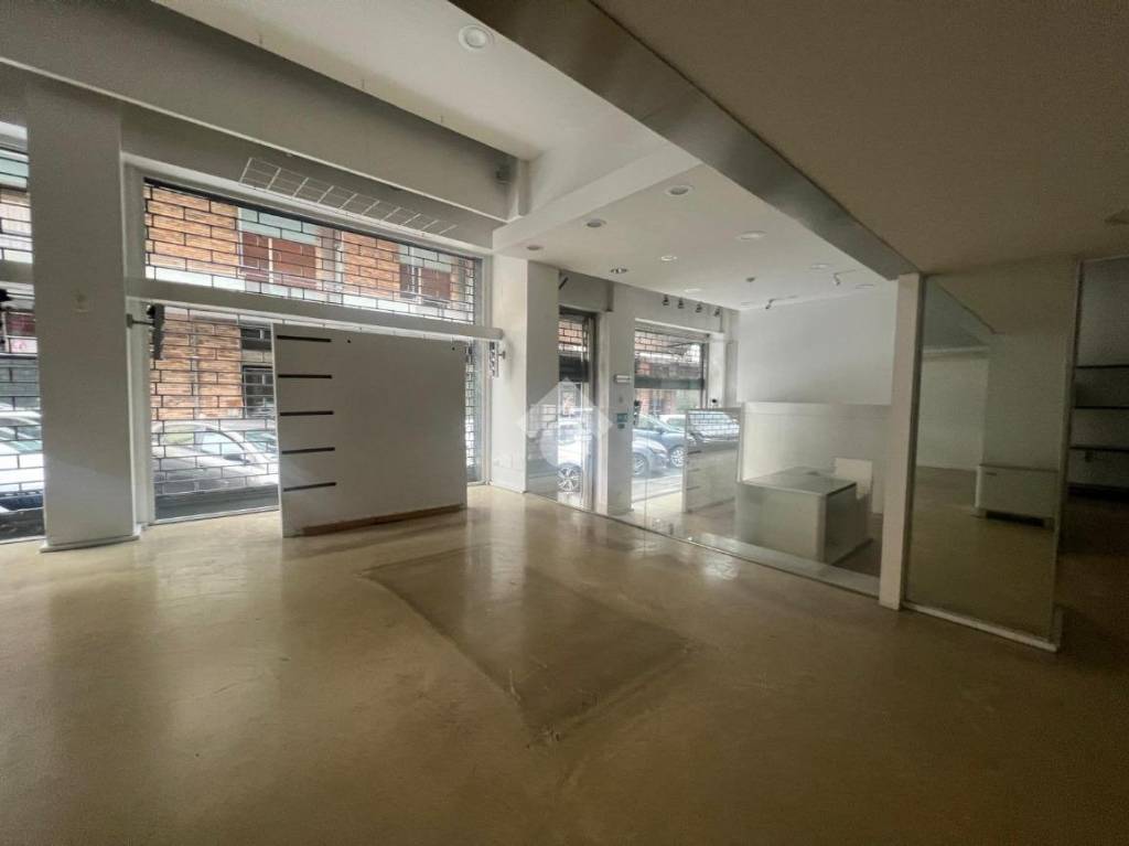 appartamento in vendita a Como in zona Ponte Chiasso