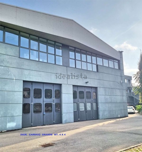 capannone in vendita a Como in zona Camerlata