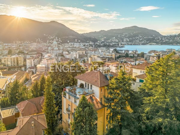 appartamento in vendita a Como in zona Como Centro