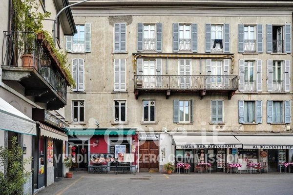 appartamento in vendita a Como in zona Como Centro