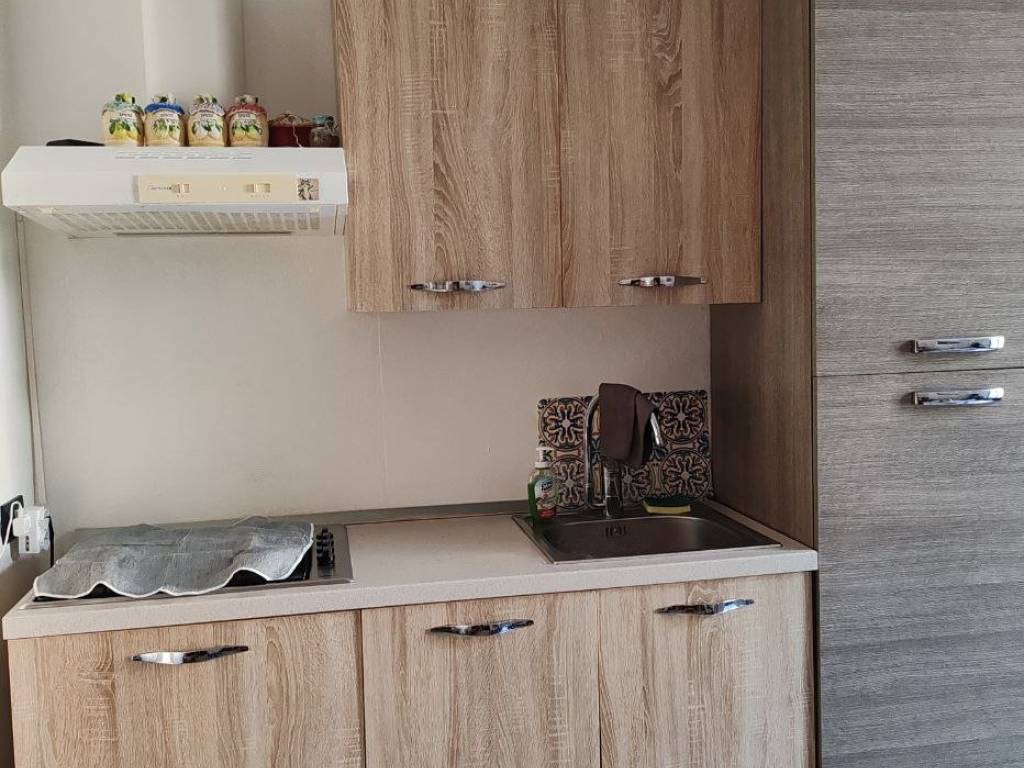 appartamento in vendita a Como in zona Albate