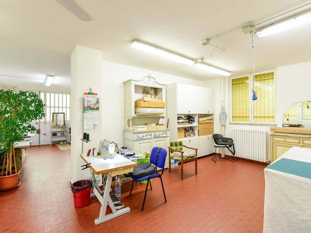 appartamento in vendita a Como in zona Prestino