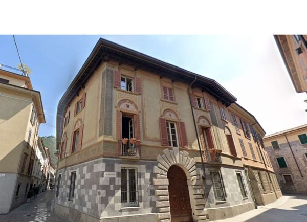 appartamento in vendita a Como in zona Como Centro