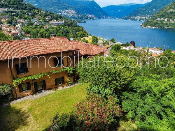 casa indipendente in vendita a Como in zona Como Centro