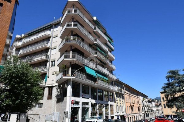 appartamento in vendita a Como in zona Como Centro