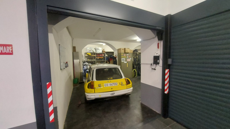 locale di sgombero in vendita a Como in zona Como Centro