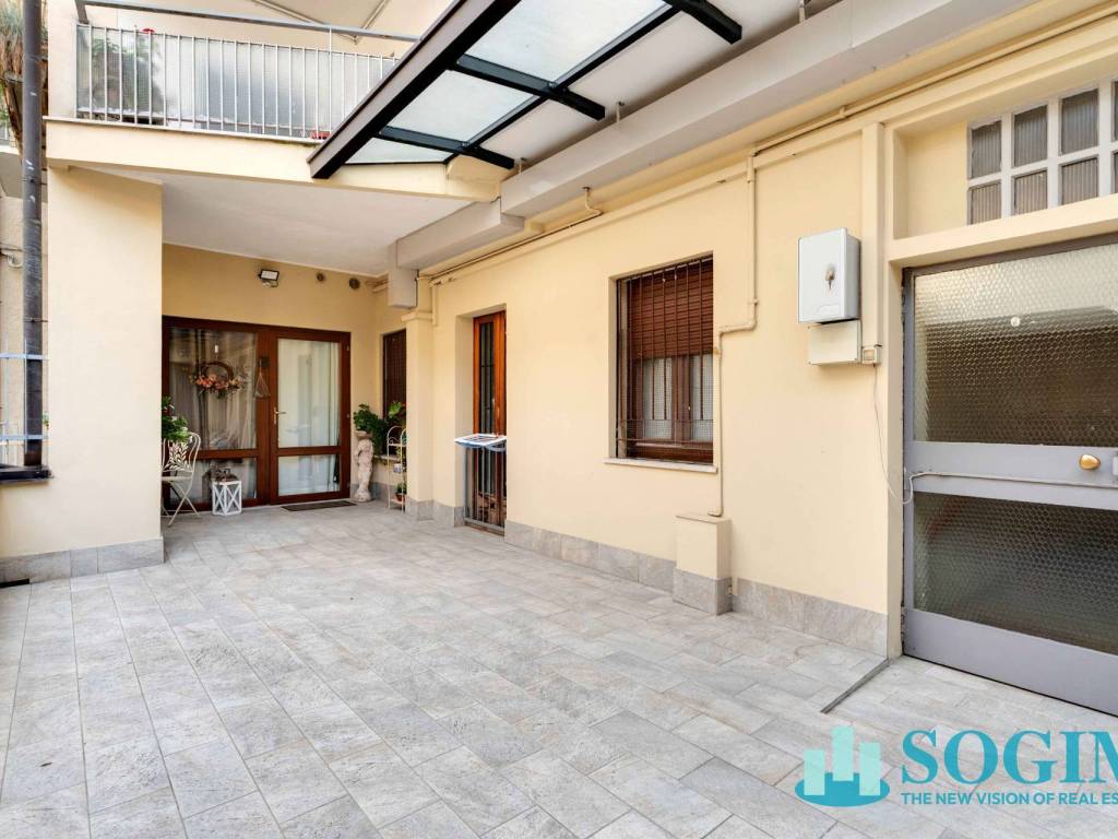 appartamento in vendita a Como in zona Como Centro