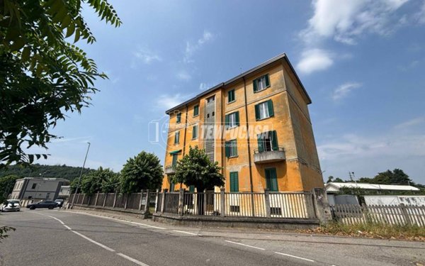 appartamento in vendita a Como in zona Camerlata