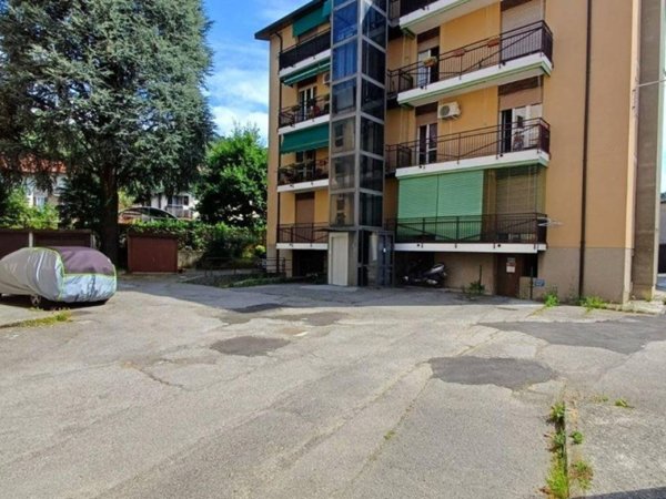 appartamento in vendita a Como in zona Rebbio