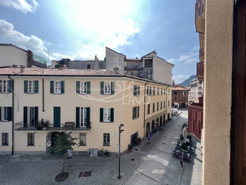 appartamento in vendita a Como in zona Como Centro