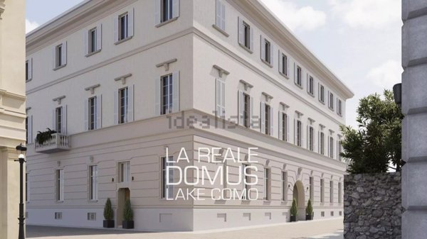 appartamento in vendita a Como in zona Como Centro