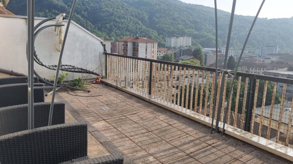 appartamento in vendita a Como in zona Ponte Chiasso