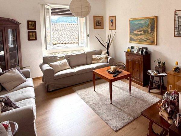 appartamento in vendita a Como in zona Como Centro