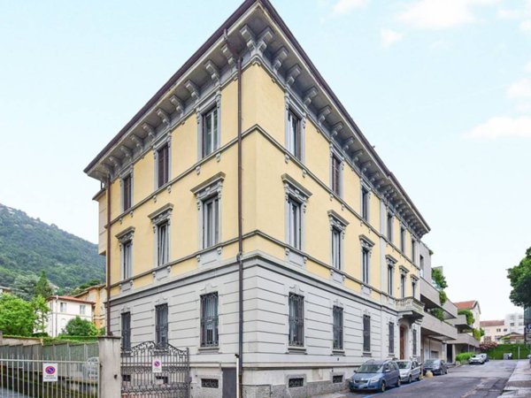 appartamento in vendita a Como in zona Prudenziana