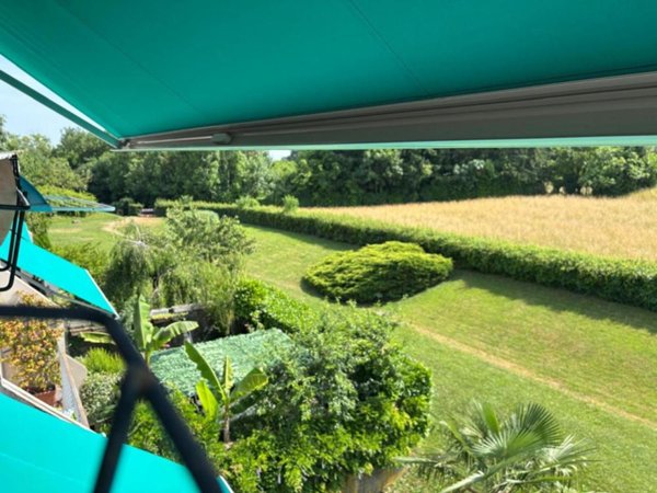 appartamento in vendita a Como in zona Breccia