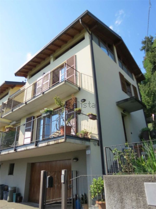 casa indipendente in vendita a Como