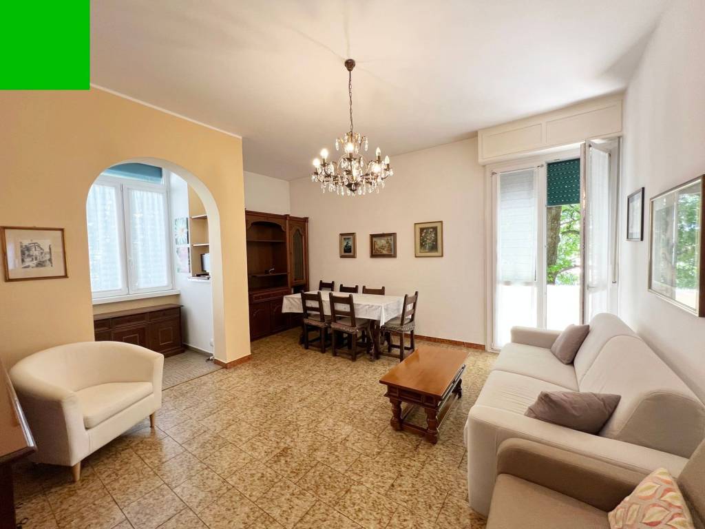 appartamento in vendita a Como in zona Breccia
