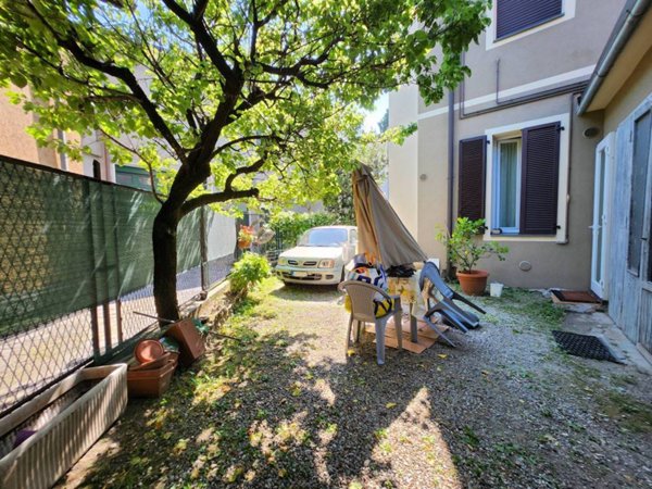 appartamento in vendita a Como in zona Camerlata