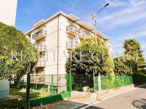appartamento in vendita a Como in zona Camerlata